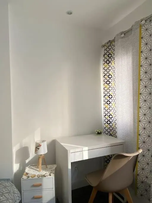 Appartement Spacieux Et Confortable Au Centre De Chambery L'Appart De L'Atelier Du Citron Et Sa Deco Citronnee